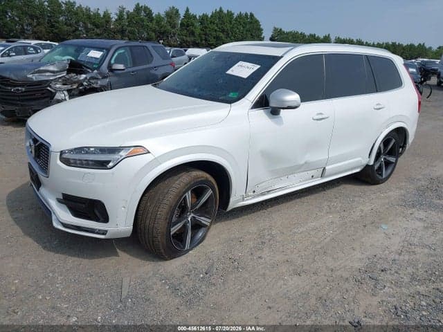 2019 VOLVO XC90 T5 R-DESIGN 2