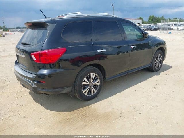 2017 NISSAN PATHFINDER S 4