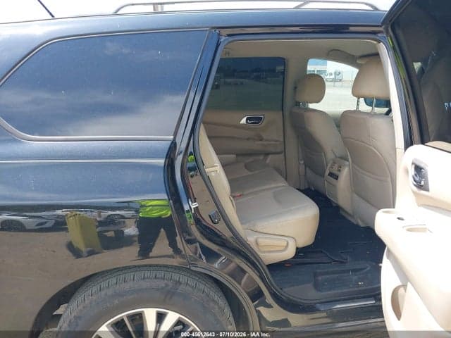2017 NISSAN PATHFINDER S 8