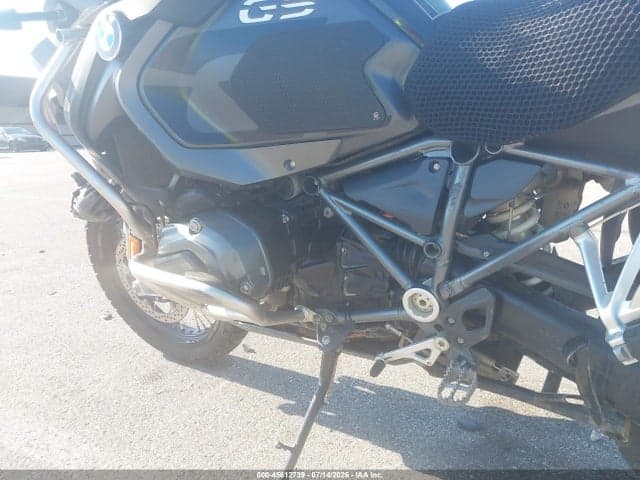 2017 BMW R1200 GS ADVENTURE 9