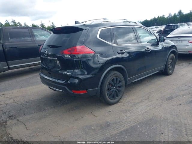2017 NISSAN ROGUE SV 4