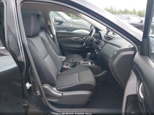 2017 NISSAN ROGUE SV 5