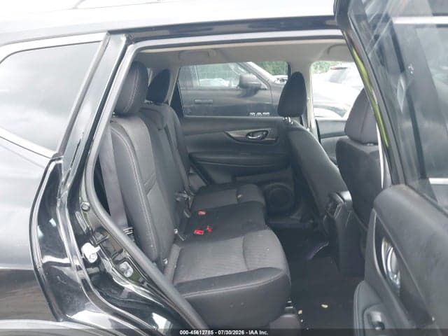 2017 NISSAN ROGUE SV 8