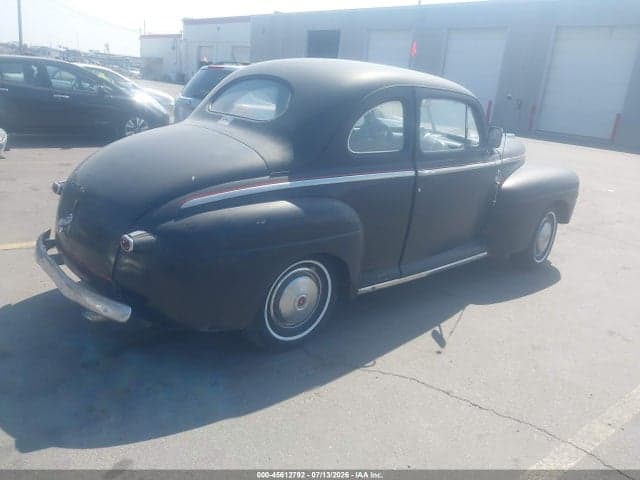 1948 FORD DELUXE COUPE 4