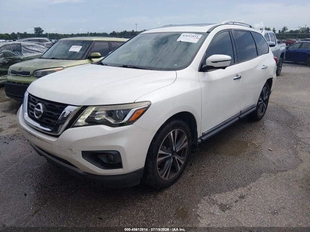 2017 NISSAN PATHFINDER PLATINUM 2