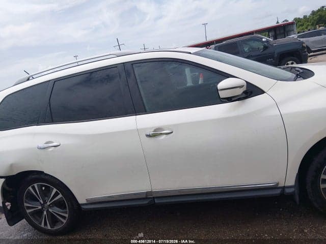 2017 NISSAN PATHFINDER PLATINUM 13