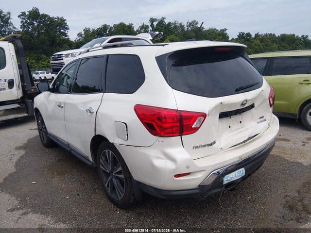 2017 NISSAN PATHFINDER PLATINUM 3