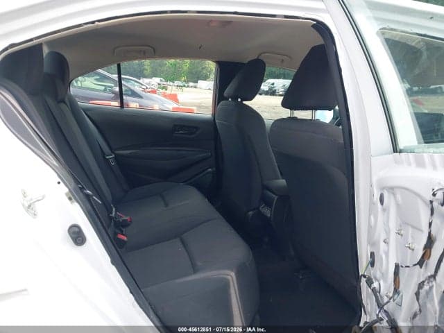 2023 TOYOTA COROLLA LE 8
