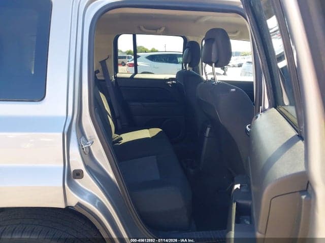 2017 JEEP PATRIOT LATITUDE 4X4 8