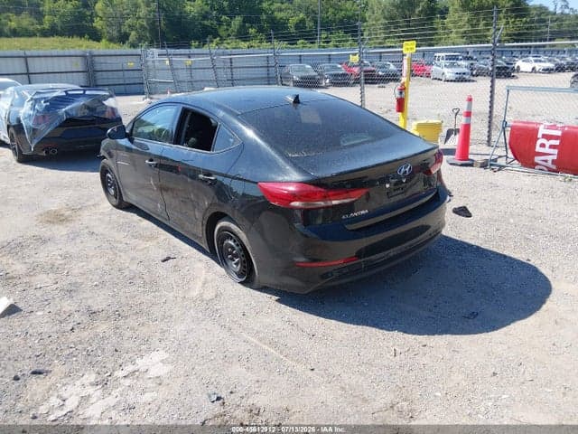2017 HYUNDAI ELANTRA SE 3