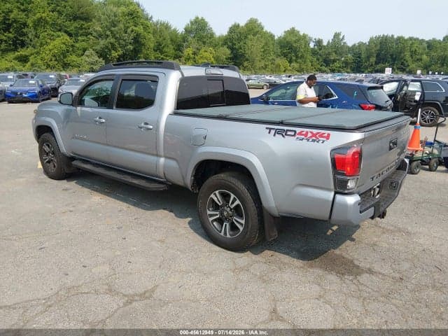 2017 TOYOTA TACOMA TRD SPORT 3