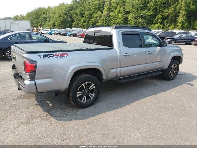 2017 TOYOTA TACOMA TRD SPORT 4