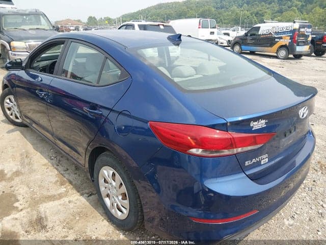 2017 HYUNDAI ELANTRA SE 3