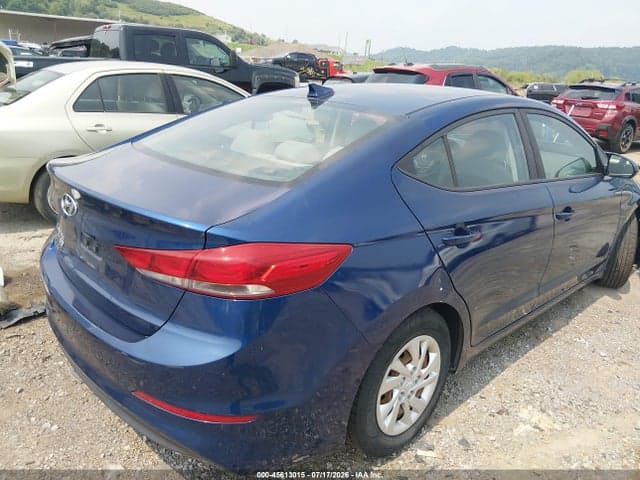 2017 HYUNDAI ELANTRA SE 4