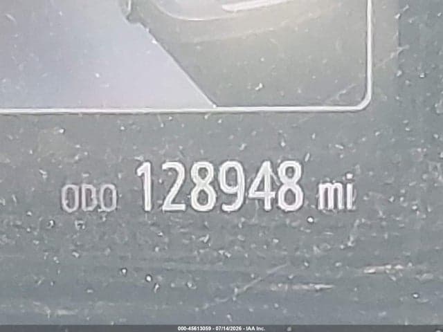 2017 TOYOTA CAMRY LE 15
