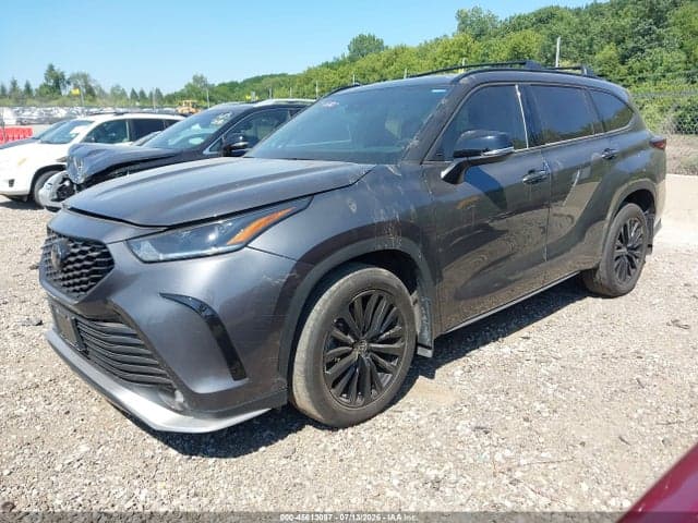 2024 TOYOTA HIGHLANDER XSE 2