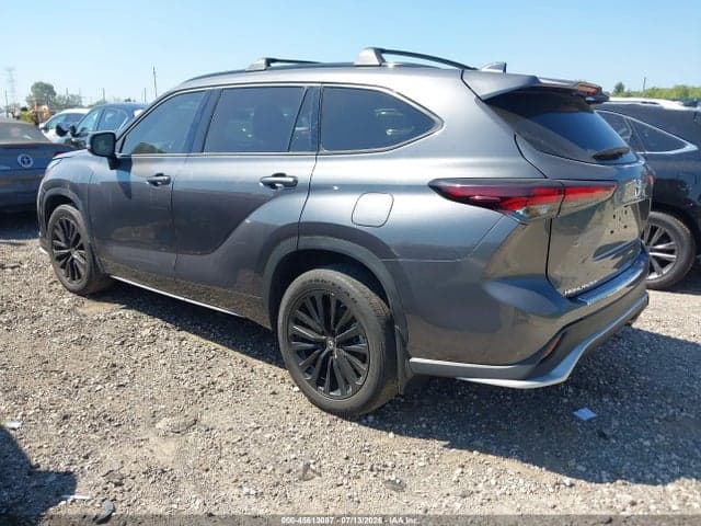 2024 TOYOTA HIGHLANDER XSE 3