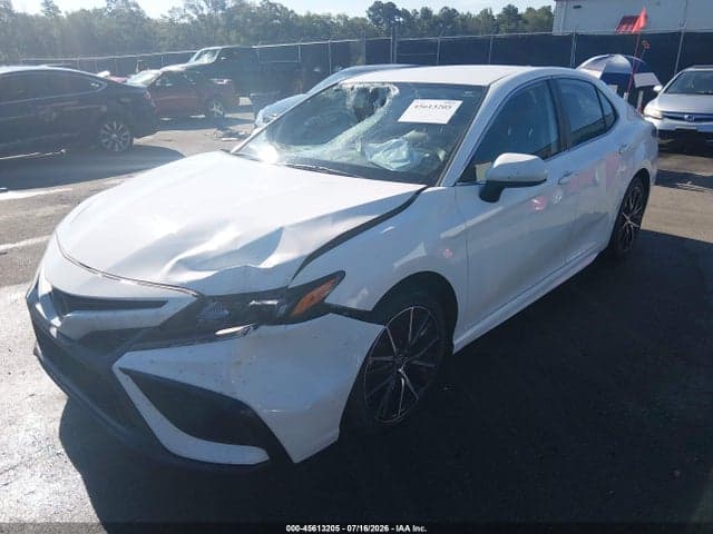 2021 TOYOTA CAMRY SE 2