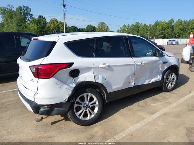 2019 FORD ESCAPE SE 6