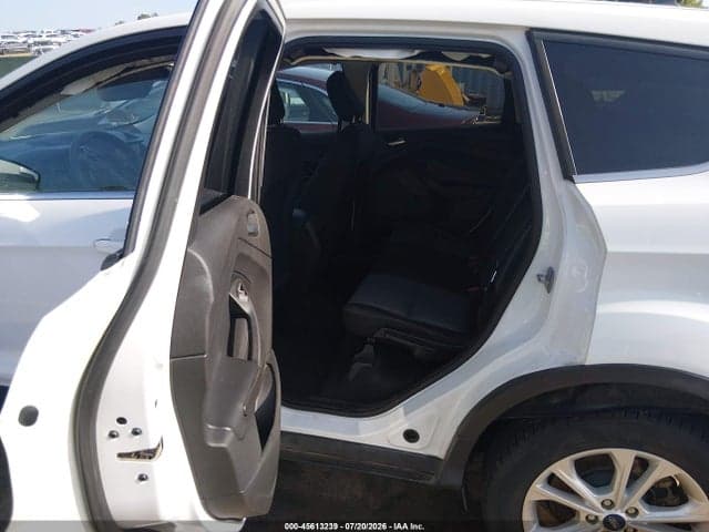 2019 FORD ESCAPE SE 8