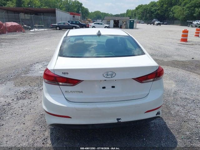 2018 HYUNDAI ELANTRA SEL 16