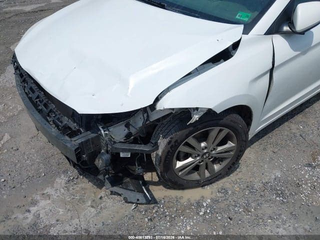 2018 HYUNDAI ELANTRA SEL 17