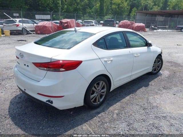 2018 HYUNDAI ELANTRA SEL 4