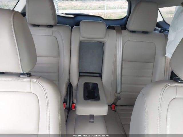 2017 FORD ESCAPE TITANIUM 18