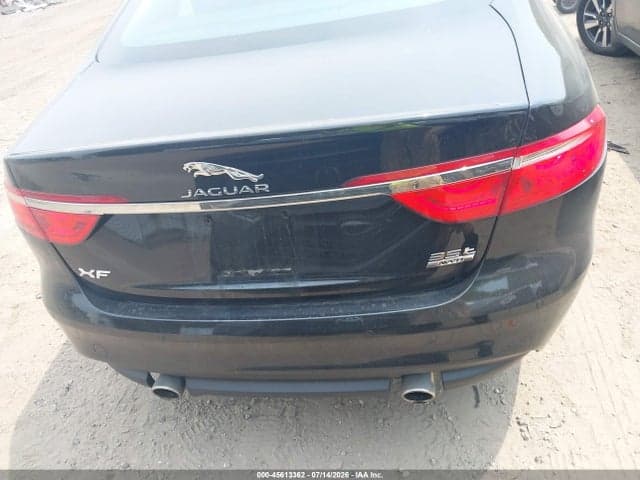 2017 JAGUAR XF 35T PREMIUM 16