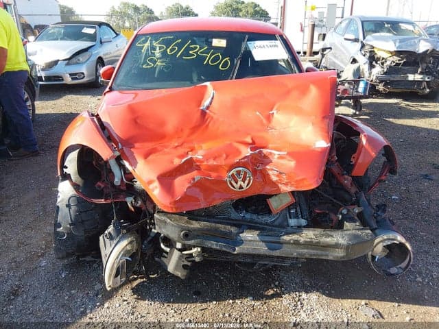 2018 VOLKSWAGEN BEETLE 2.0T COAST/2.0T S 13