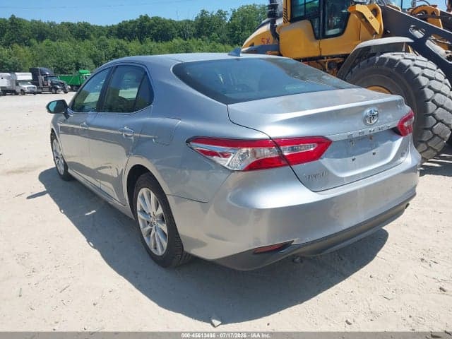 2020 TOYOTA CAMRY LE AWD 3