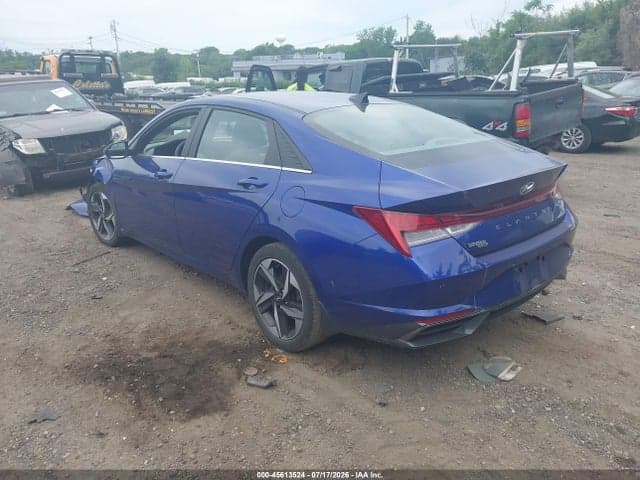 2022 HYUNDAI ELANTRA SEL 3