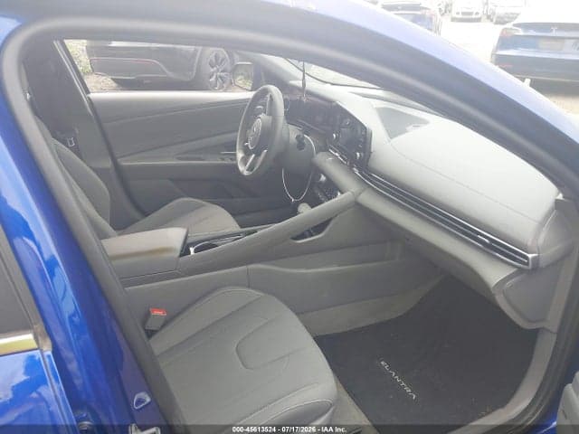 2022 HYUNDAI ELANTRA SEL 5