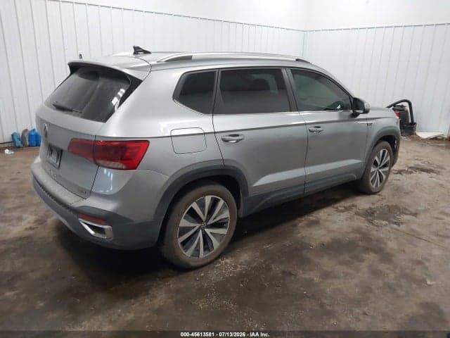 2022 VOLKSWAGEN TAOS 1.5T SE 4