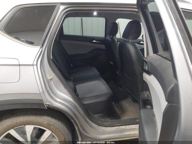 2022 VOLKSWAGEN TAOS 1.5T SE 8
