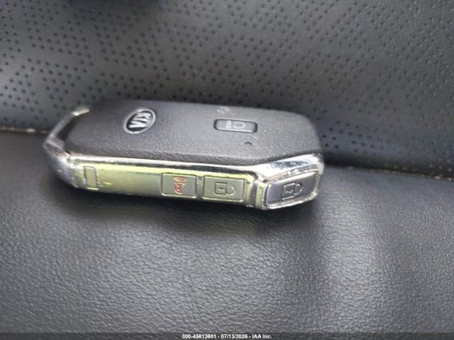 2021 KIA SORENTO S 11