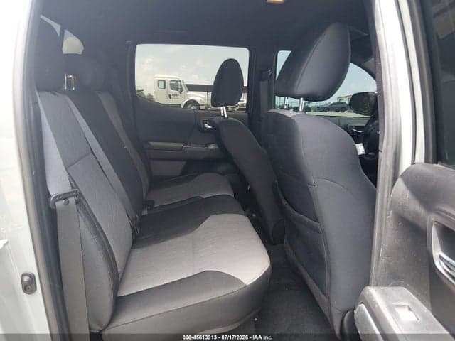 2023 TOYOTA TACOMA TRD SPORT 8