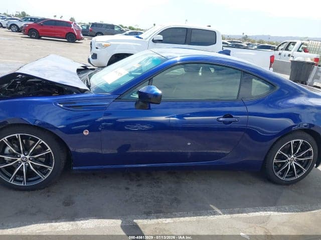 2017 TOYOTA 86 14