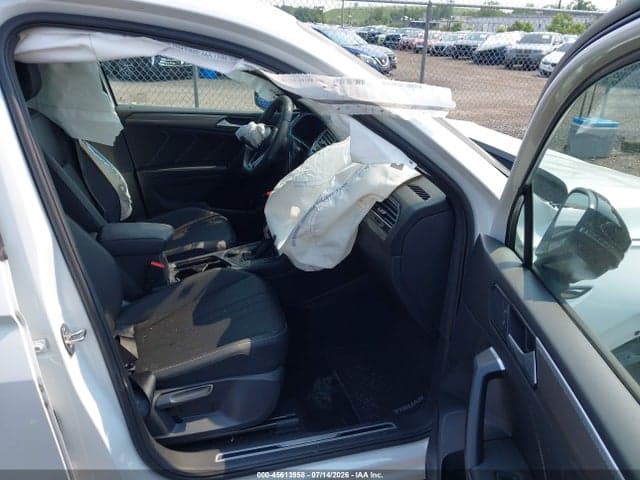 2024 VOLKSWAGEN TIGUAN 2.0T SE R-LINE BLACK 5