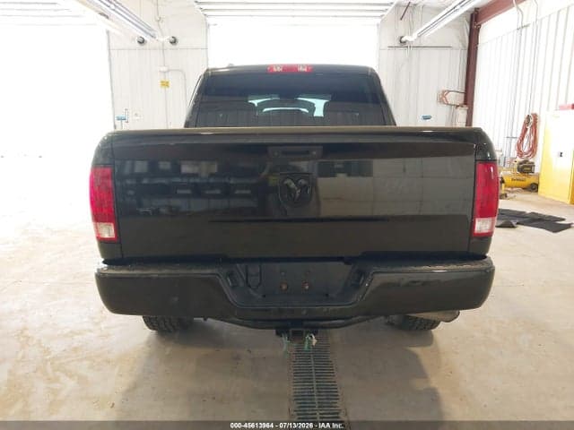 2018 RAM 1500 EXPRESS 4X4 5'7 BOX 17