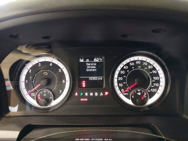 2018 RAM 1500 EXPRESS 4X4 5'7 BOX 7