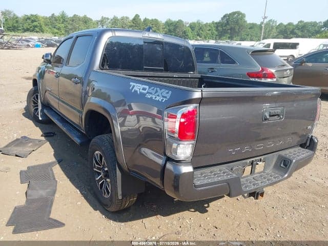 2023 TOYOTA TACOMA TRD SPORT 3