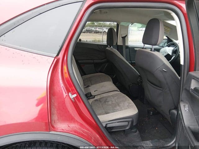 2022 FORD ESCAPE SE 8