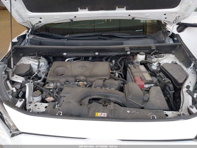 2024 TOYOTA RAV4 XLE 10
