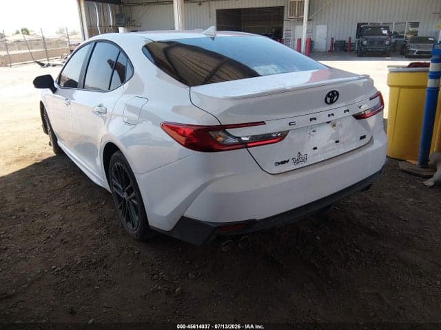 2026 TOYOTA CAMRY SE 3