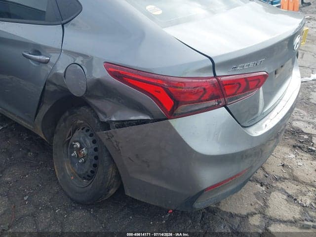 2022 HYUNDAI ACCENT SE 6