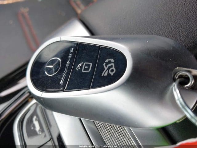 2025 MERCEDES-BENZ AMG CLE 53 11