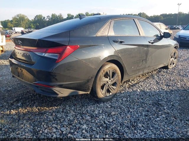 2023 HYUNDAI ELANTRA SEL 4