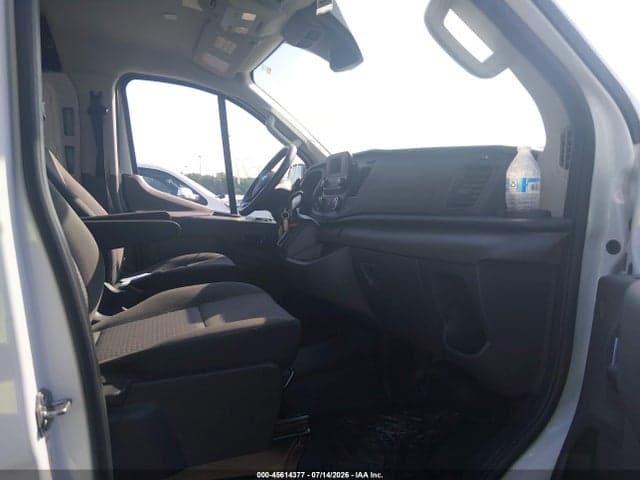 2025 FORD TRANSIT-250 5