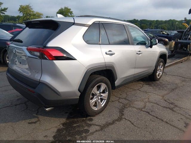 2024 TOYOTA RAV4 XLE 4